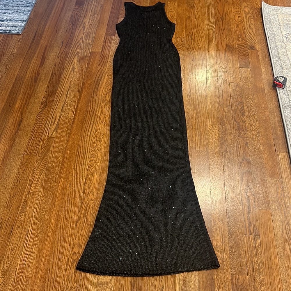 ASTA RESORT Elegant Black Maxi Dress - Picture 10 of 11
